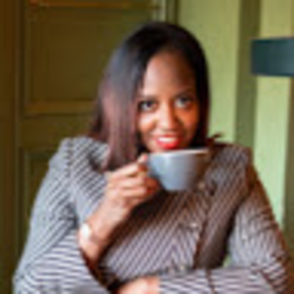 Meet your Posher, Quin - Picture 1 of 1